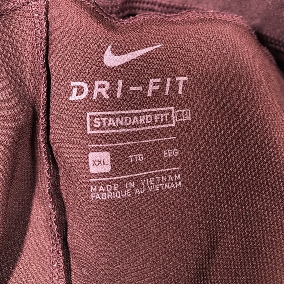 Nike Dri-Fit Women’s Athletic Shorts Size XXL - Picture 3 of 6